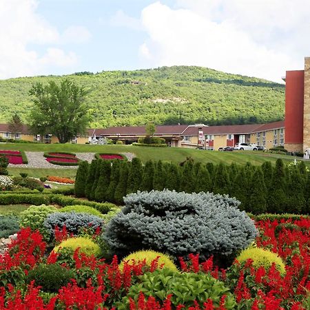 Honors Haven Retreat & Conference Hotell Ellenville Eksteriør bilde
